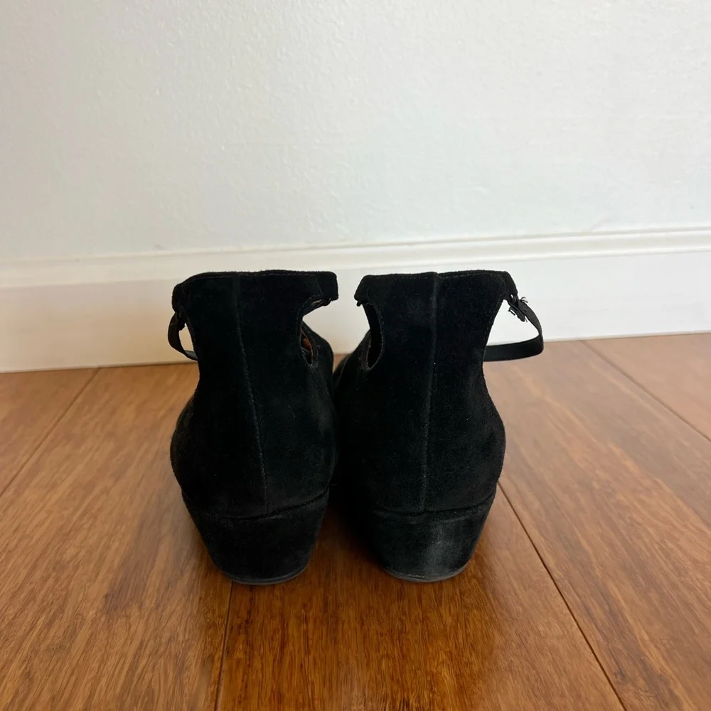 L’Amour Des Pieds Benham Black Suede Wedge Shoe 8.5